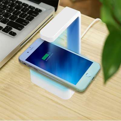 Factory Directly Portable Cell Phone UV Sterilizer Smart Wireless Charging Base For Face Mask